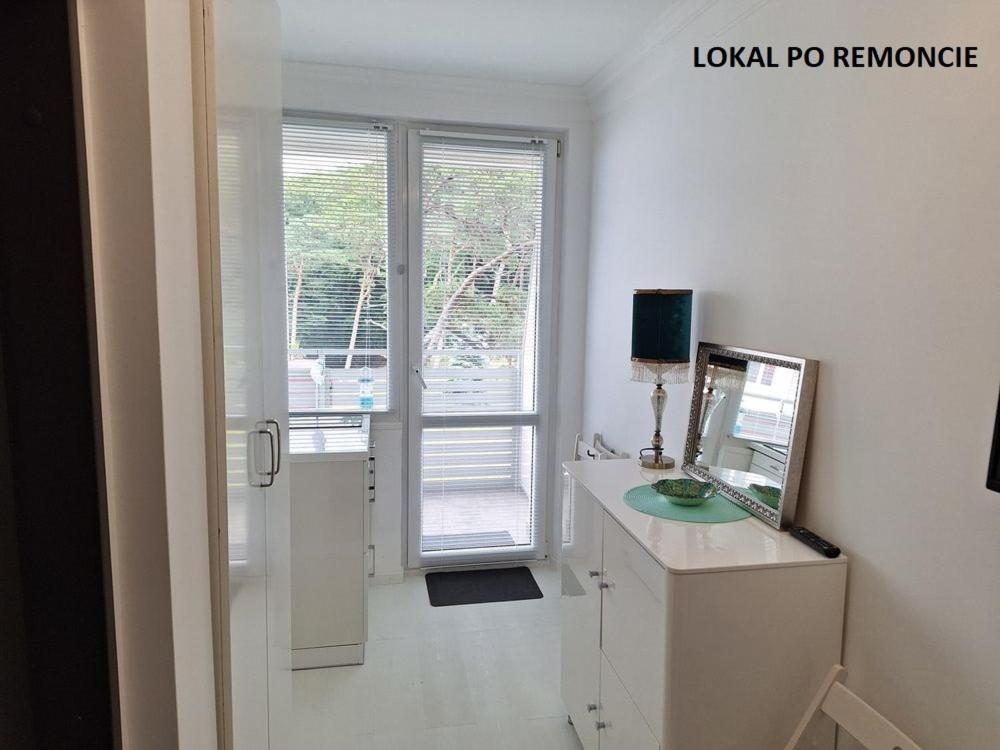 Maly Przytulny Apartament Z Widokiem Na Morze - Po Remoncie Apartment Miedzyzdroje Exterior foto
